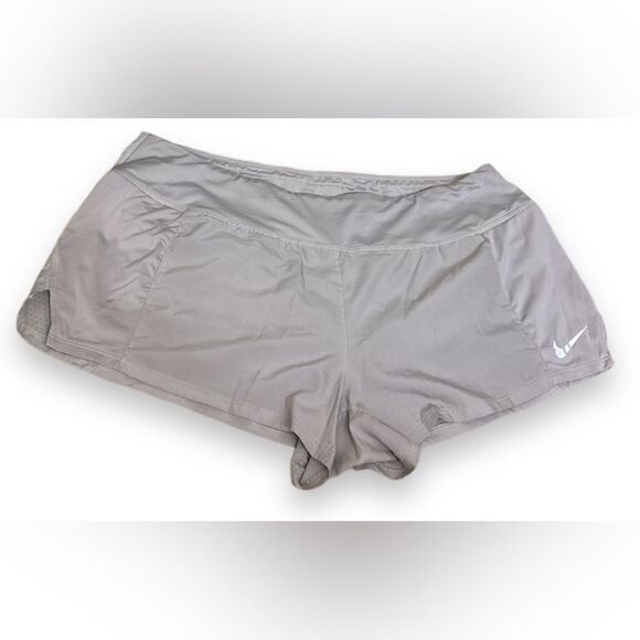 Nike Dri-Fit XL Gray Shorts Running Jogging Activewear Breathable - Picture 1 of 5